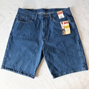 Wrangler Jean Shorts Men's Size 36 Reg Blue Denim Relaxed Fit Medium Wash